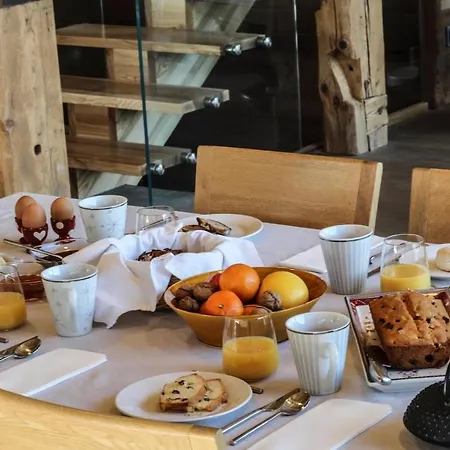Des Grands Bois Bed and breakfast