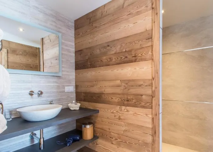 Des Grands Bois Bed & Breakfast Les Houches